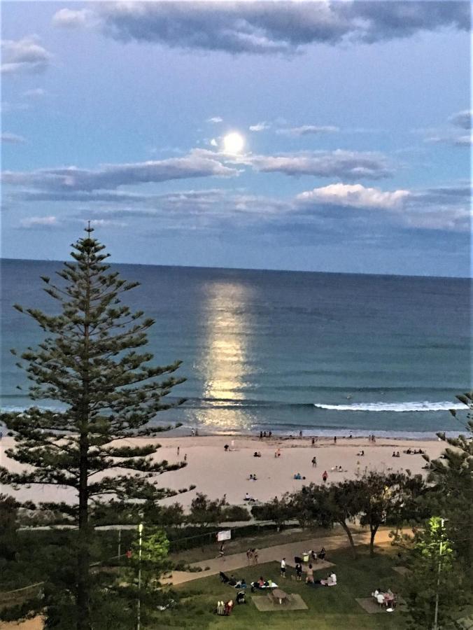 Апарт готель Oceania On Burleigh Beach Голд-Кост Екстер'єр фото